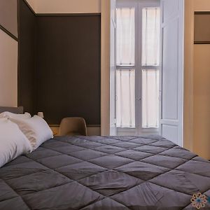 Camera con letto king size
